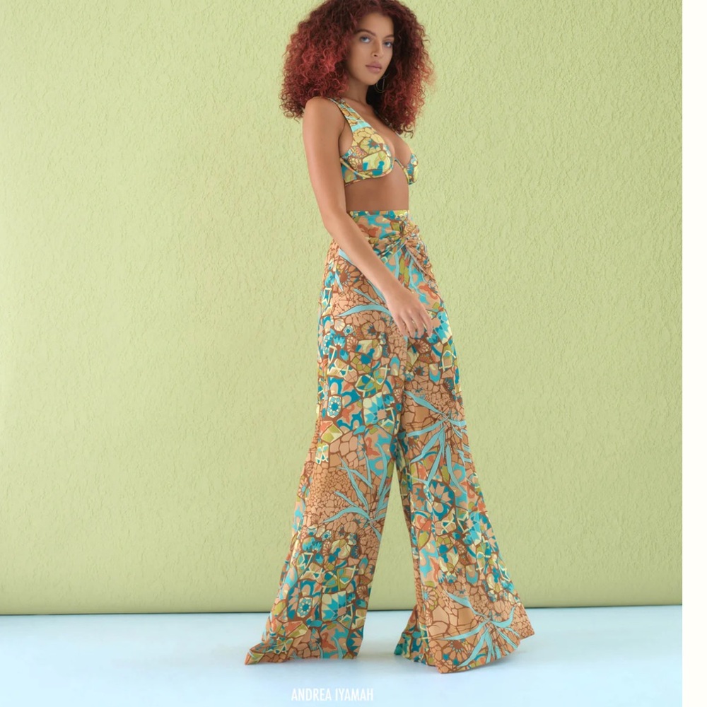 Andrea Iyamah Vibrant Patterned Wide-Leg Pants Size Medium Zip closure
